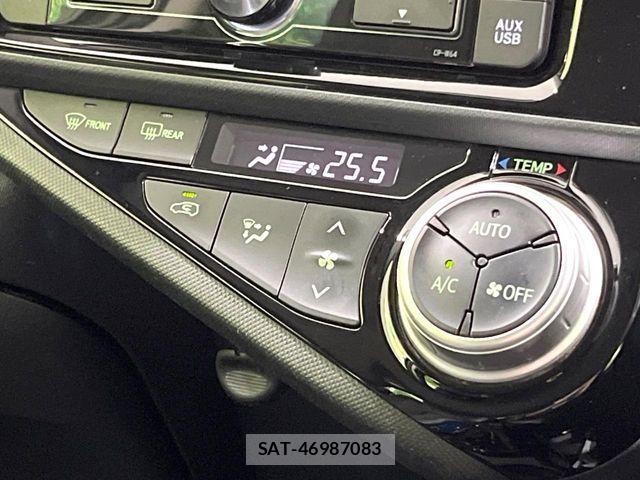 Toyota AQUA 2015-07 8072807-5
