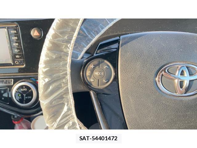 Toyota AQUA 2018-06 8072815-13