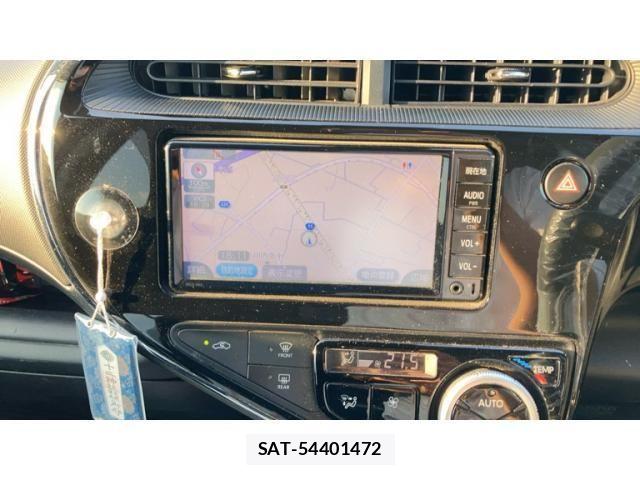 Toyota AQUA 2018-06 8072815-16