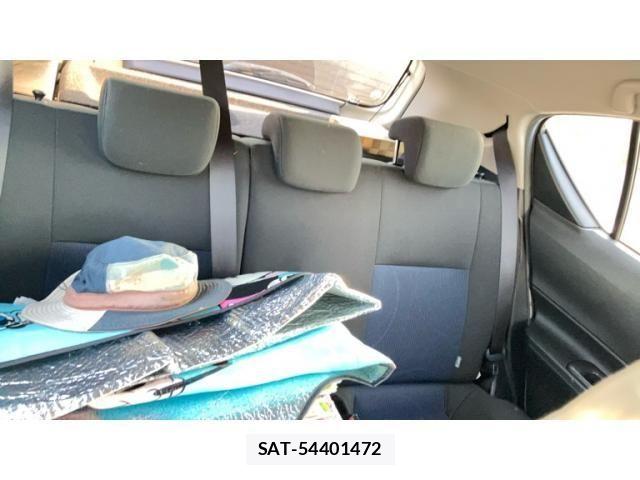 Toyota AQUA 2018-06 8072815-23