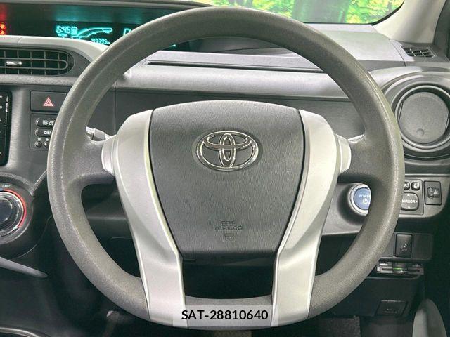 Toyota AQUA 2013-01 8072808-10