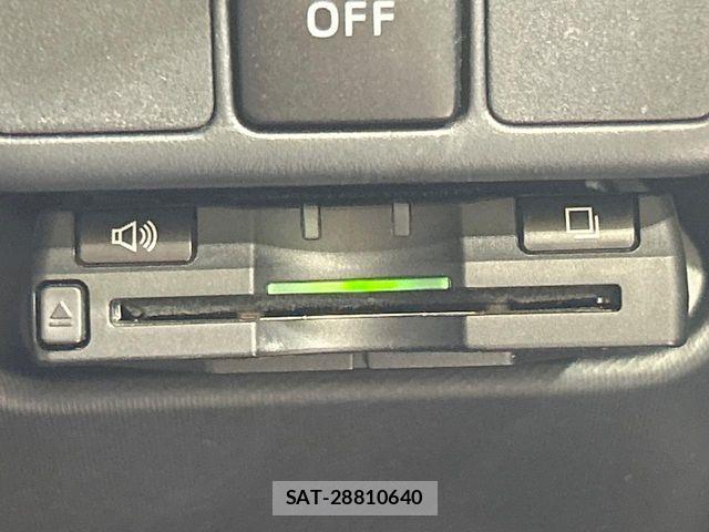 Toyota AQUA 2013-01 8072808-3