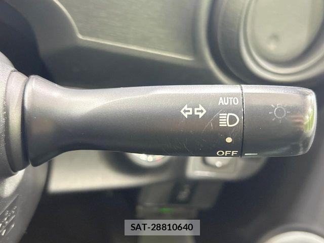 Toyota AQUA 2013-01 8072808-6