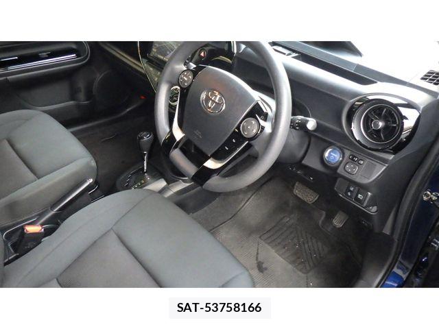 Toyota AQUA 2019-03 8072809-1