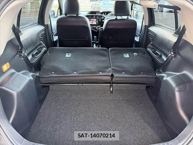 Toyota AQUA 2017-10 8072816-20
