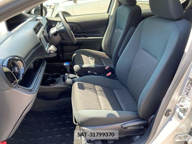 Toyota AQUA 2016-07 8072820-16