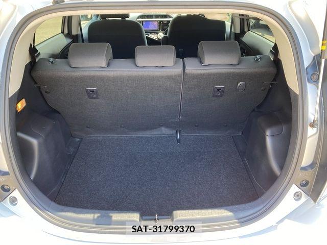 Toyota AQUA 2016-07 8072820-18