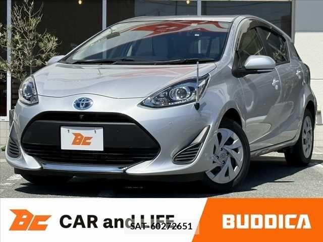Toyota AQUA 2021-05 8072802-0
