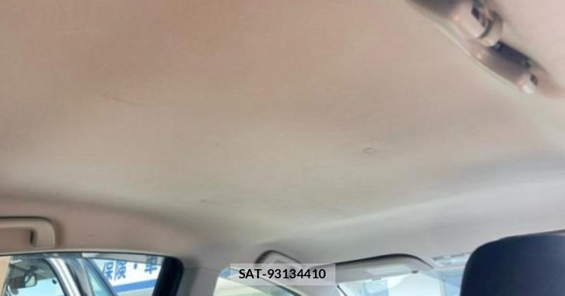 Toyota AQUA 2015-01 8069237-17