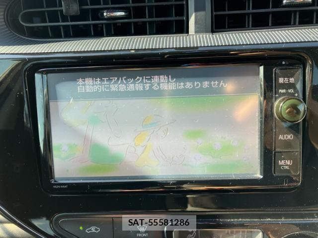 Toyota AQUA 2017-12 8072826-10