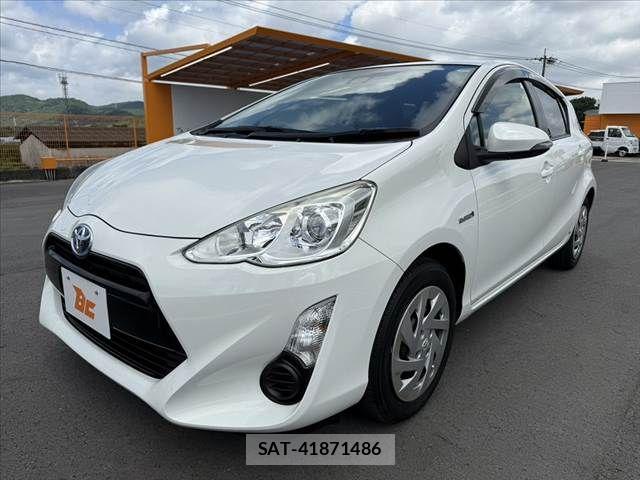 Toyota AQUA 2016-09 8072812-7