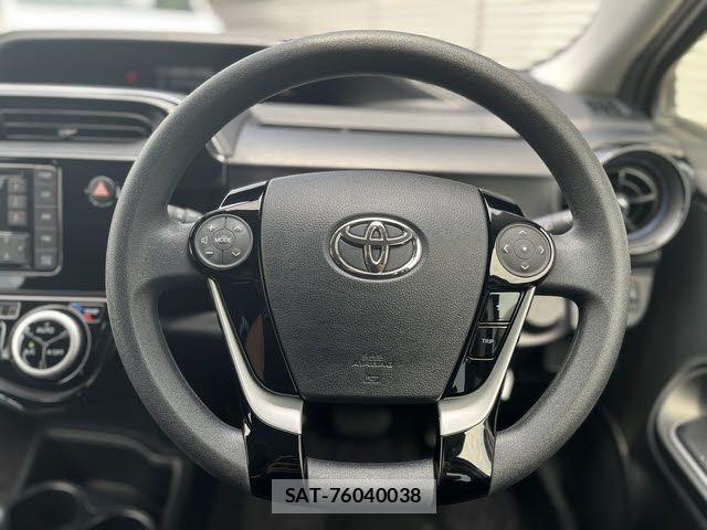 Toyota AQUA 2021-02 8072789-13