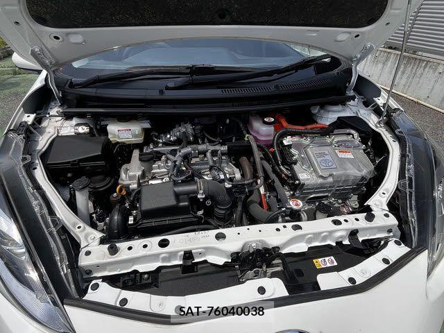 Toyota AQUA 2021-02 8072789-27