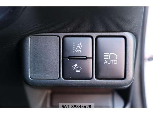 Toyota AQUA 2020-03 8072793-12
