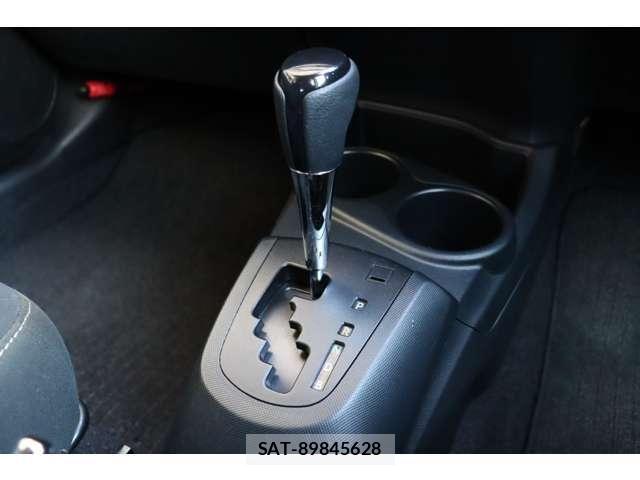 Toyota AQUA 2020-03 8072793-15