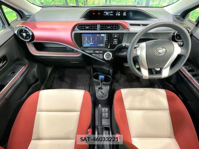 Toyota AQUA 2016-07 8072799-1