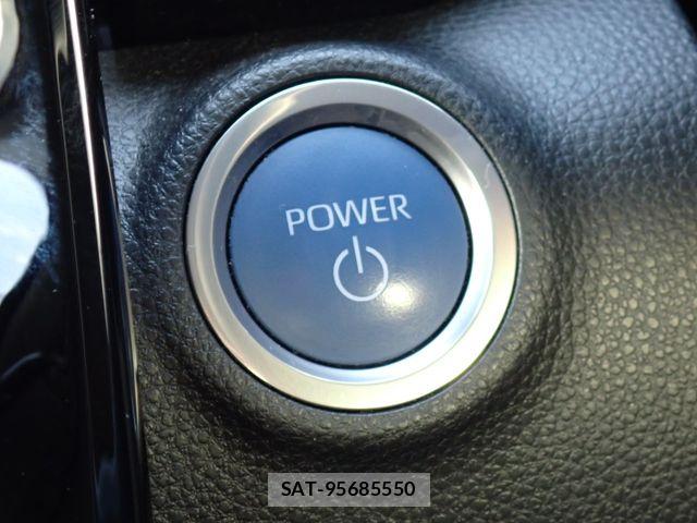 Toyota AQUA 2022-04 8072795-9