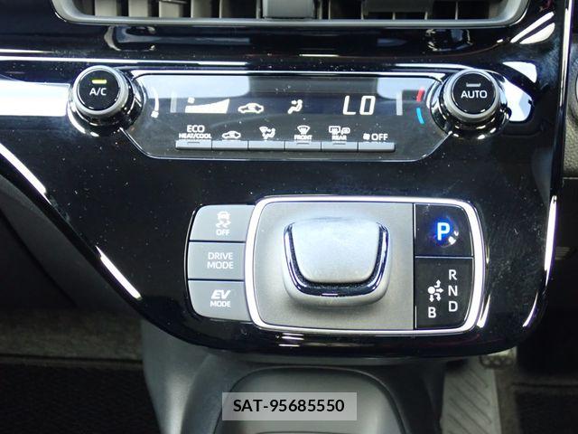 Toyota AQUA 2022-04 8072795-10