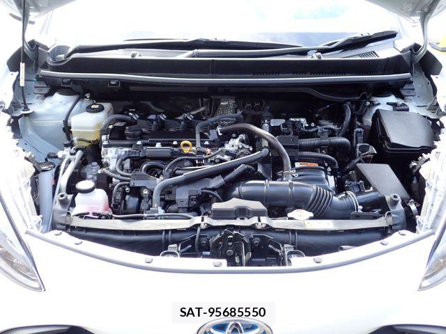 Toyota AQUA 2022-04 8072795-21