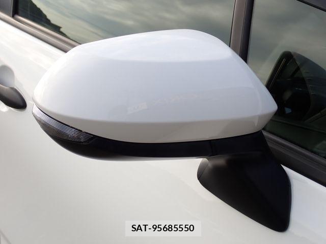 Toyota AQUA 2022-04 8072795-24