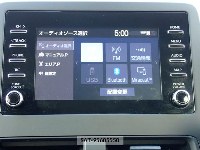 Toyota AQUA 2022-04 8072795-3