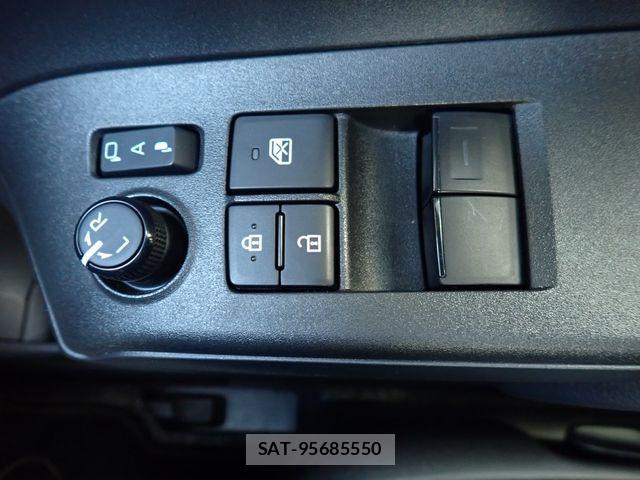 Toyota AQUA 2022-04 8072795-5