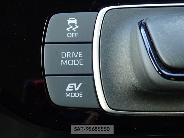 Toyota AQUA 2022-04 8072795-7