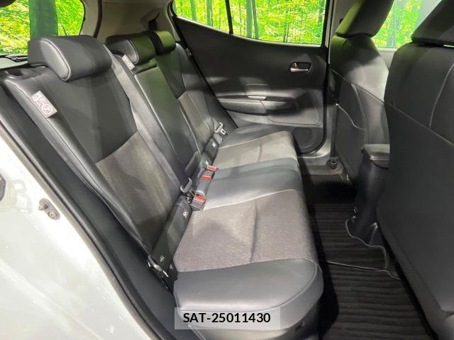 Toyota AQUA 2025-11 8072779-9