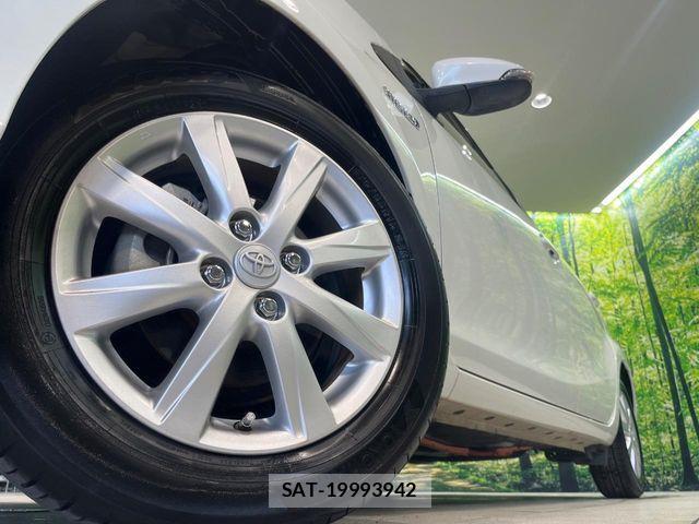 Toyota AQUA 2015-03 8072794-10
