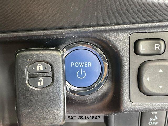 Toyota AQUA 2015-09 8072824-5