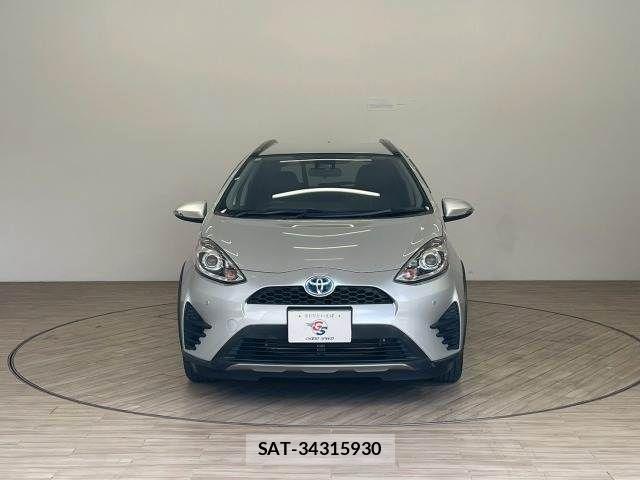 Toyota AQUA 2018-02 8072784-13