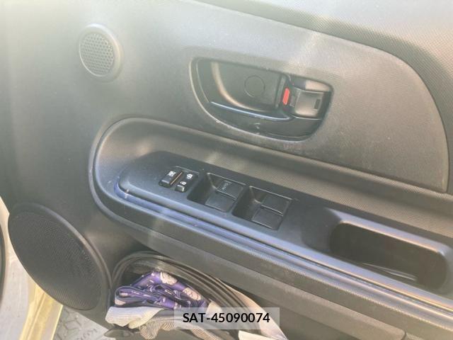 Toyota AQUA 2015-07 8072842-13