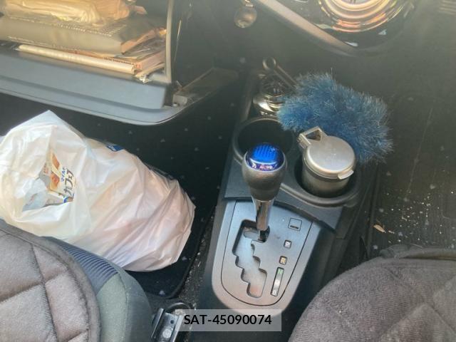 Toyota AQUA 2015-07 8072842-17