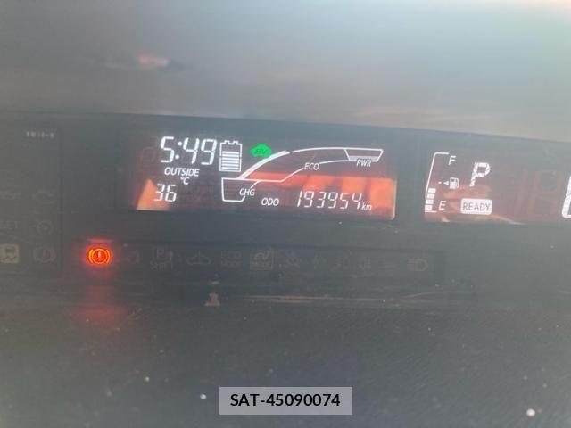 Toyota AQUA 2015-07 8072842-21