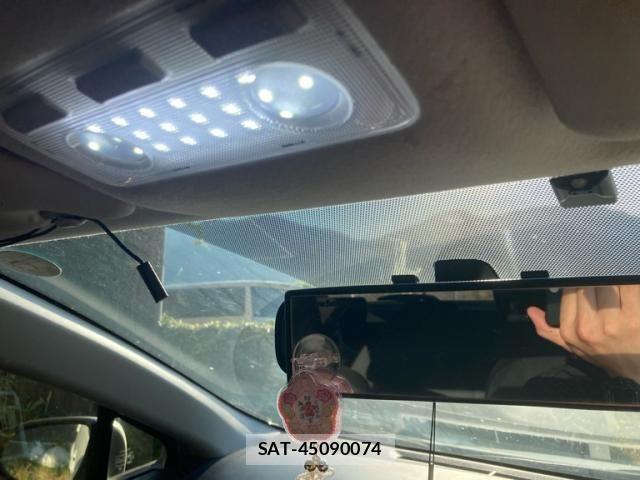 Toyota AQUA 2015-07 8072842-22