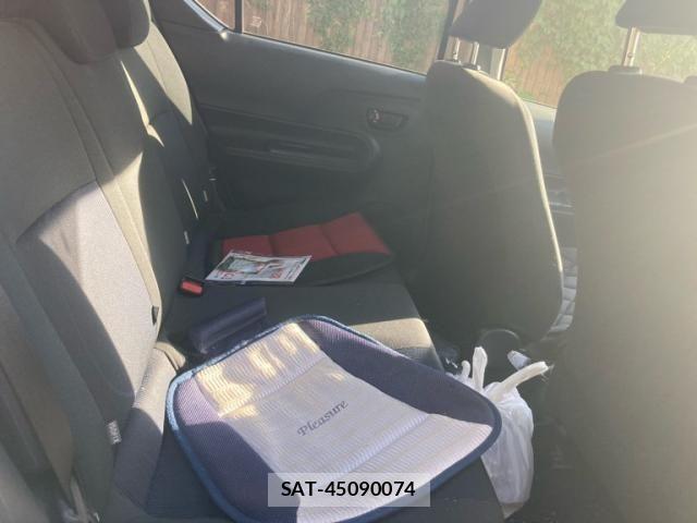 Toyota AQUA 2015-07 8072842-24