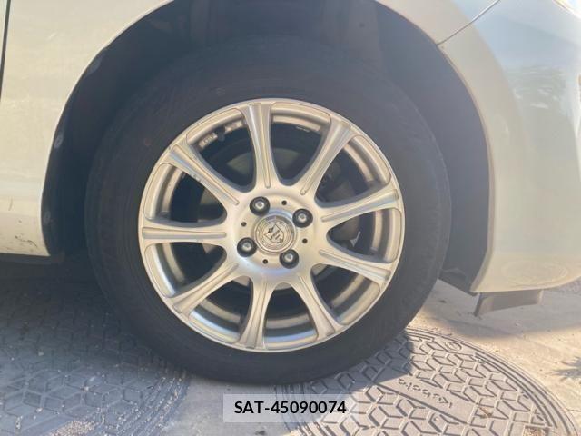 Toyota AQUA 2015-07 8072842-5