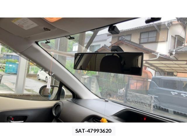 Toyota AQUA 2013-01 8072834-20