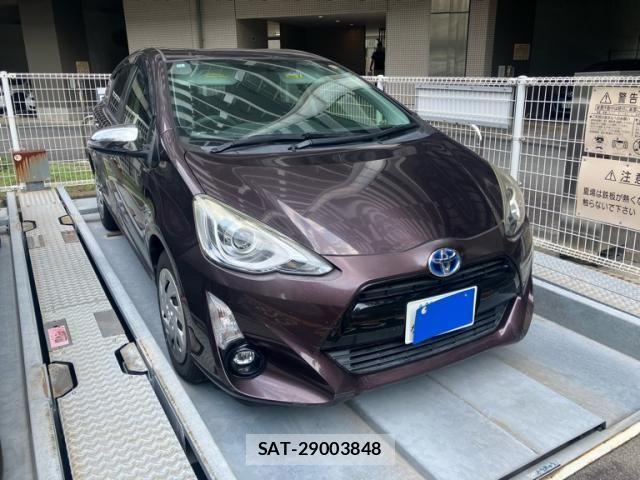 Toyota AQUA 2016-11 8098007-0