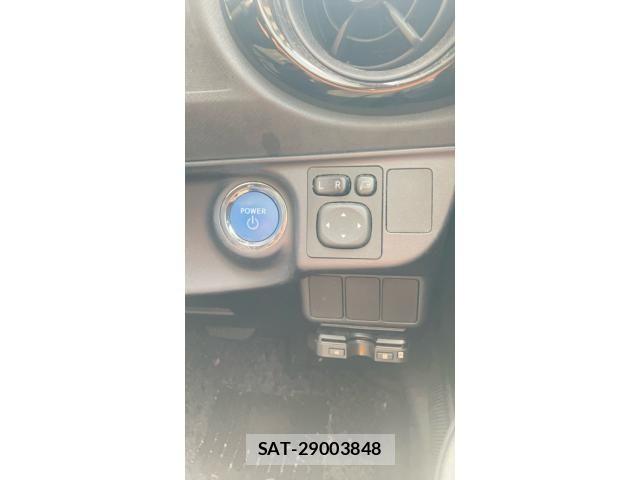 Toyota AQUA 2016-11 8098007-15