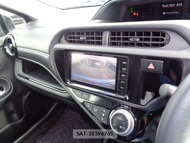 Toyota AQUA 2016-08 8097981-18