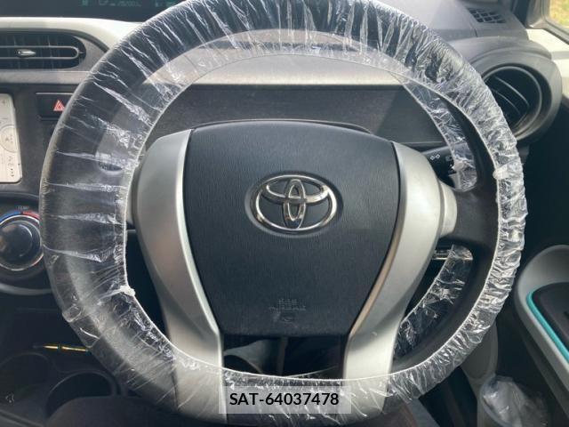 Toyota AQUA 2012-07 8098013-16