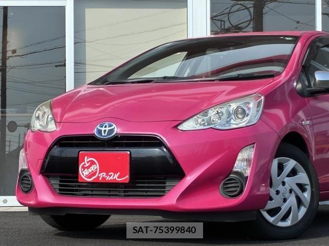 Toyota AQUA 2015-06 8097996-1