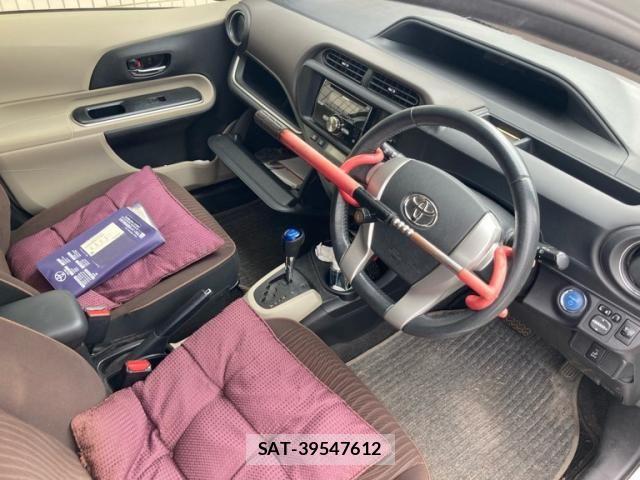 Toyota AQUA 2013-09 8098014-14