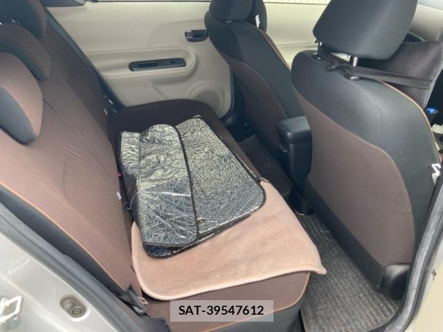 Toyota AQUA 2013-09 8098014-16