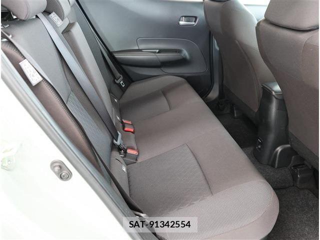 Toyota AQUA 2023-06 8097964-13