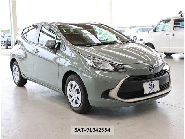 Toyota AQUA 2023-06 8097964-21