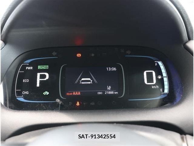 Toyota AQUA 2023-06 8097964-6