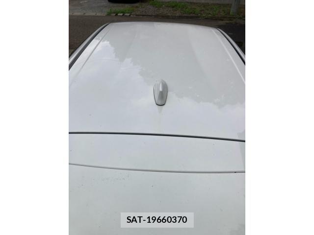 Toyota AQUA 2017-08 8097987-9