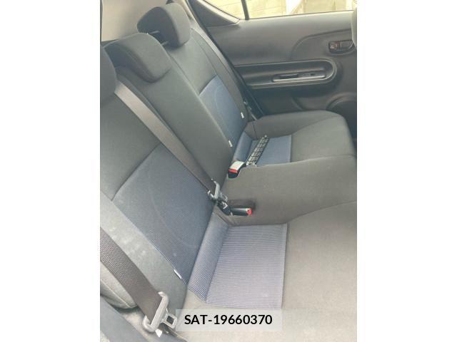 Toyota AQUA 2017-08 8097987-15